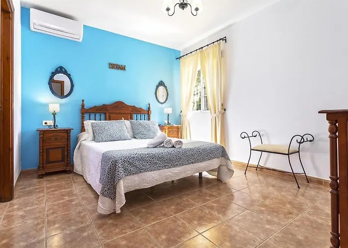 Villa Manuel In Nerja